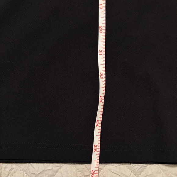 Black polyester/spandex blend, with embellished sleeves. - Picture 9 of 9